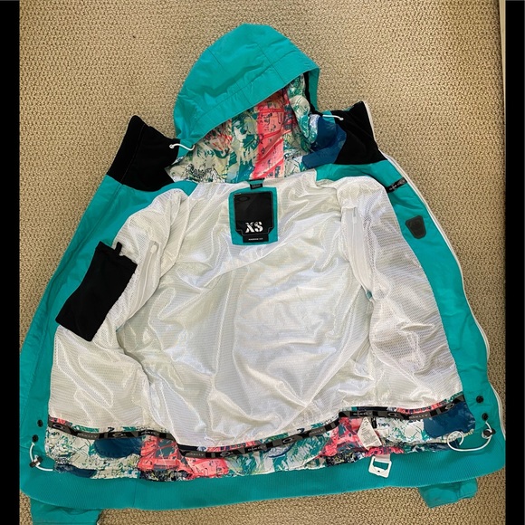 SOLD- Oakley Turquoise Ski Snowboard Jacket Men’s XS or Women’s Medium - Picture 4 of 9